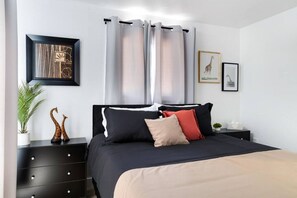 3 chambres, fer et planche à repasser, Wi-Fi, draps fournis