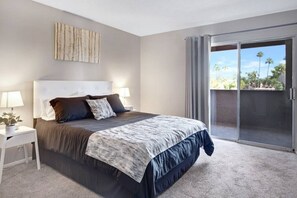 1 chambre, fer et planche à repasser, Wi-Fi, draps fournis