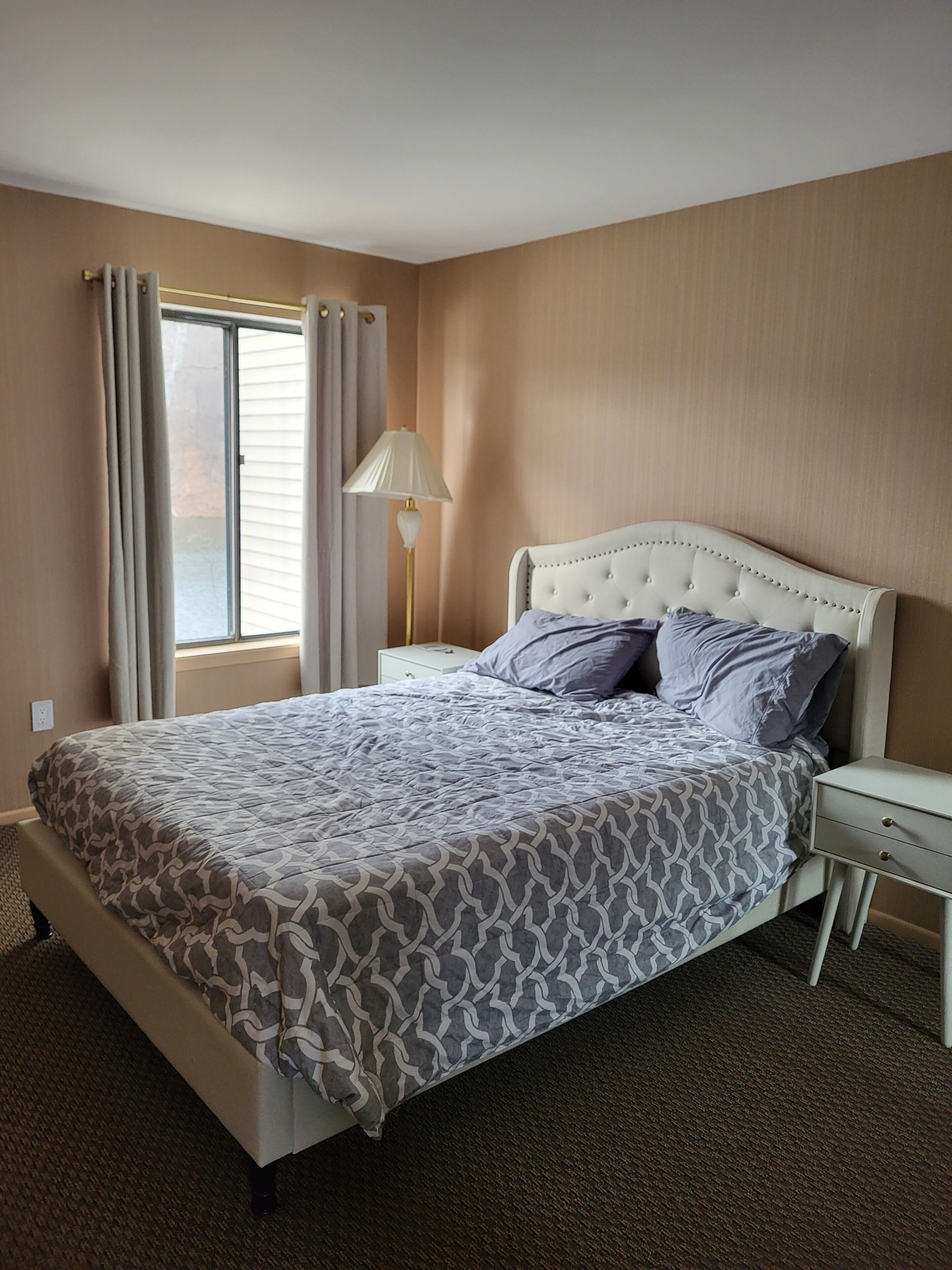 Waterfront townhouse with deck