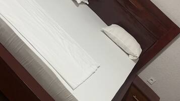 Comfort Double Room, 1 Queen Bed | Free WiFi