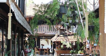 Cap.O75421 Baan Singkham Boutique Resort