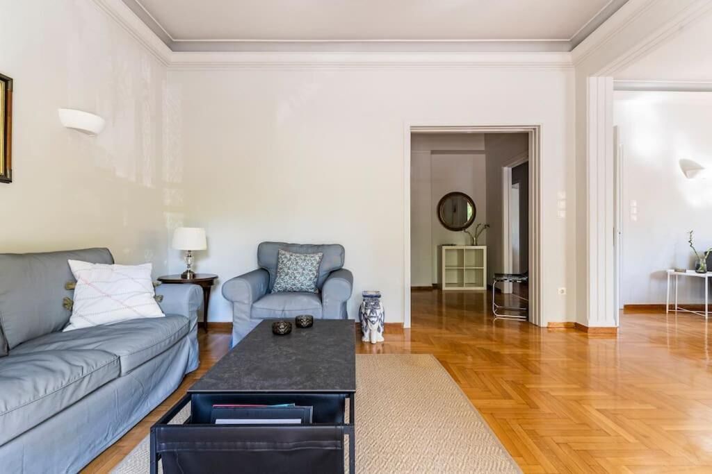 Athens Riviera spacious renovated apartment