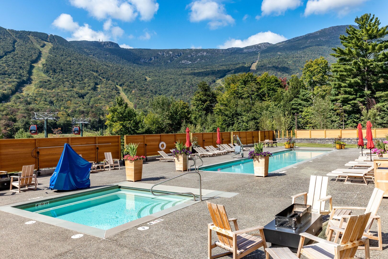  OSP 4 Bedroom, Mansfield Views, Ski in-Ski out Available Winter Seasonal 24/25