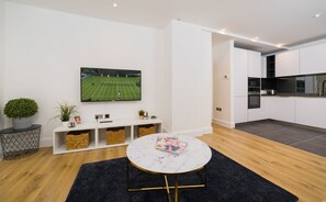 Appartamento Exclusive | Area soggiorno | Smart TV, Netflix, pavimenti riscaldati, servizi in streaming