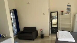1 室のベッドルーム、WiFi