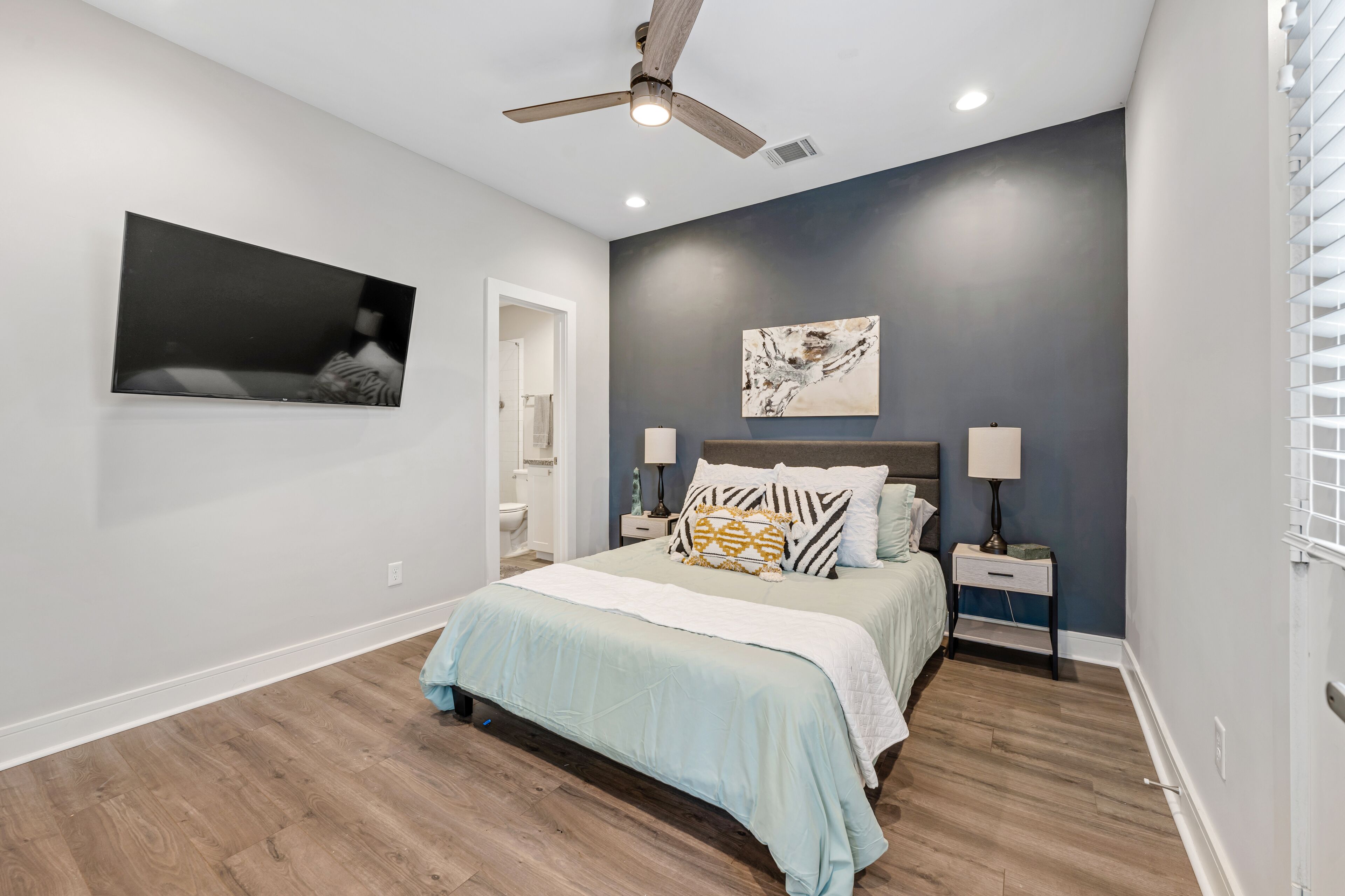 Spacious Home 10 Min from Downtown by Emancipation Park