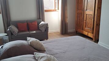 2 slaapkamers, reisbedje, wifi, beddengoed