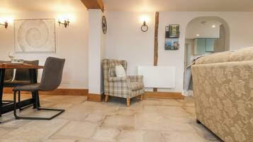 Cottage | Interior