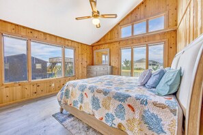 4 bedrooms, free WiFi, bed sheets
