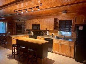 Fridge, microwave, oven, stovetop - Getaway/Fishing Cabin on Famous Eagle Lake (VERMILION BAY)