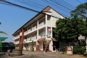 Mặt tiền nơi lưu trú
