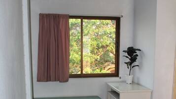 Superior Double Room | Desk, free WiFi, bed sheets