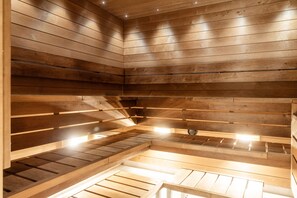 Spa - Radisson RED Helsinki (Helsinki)