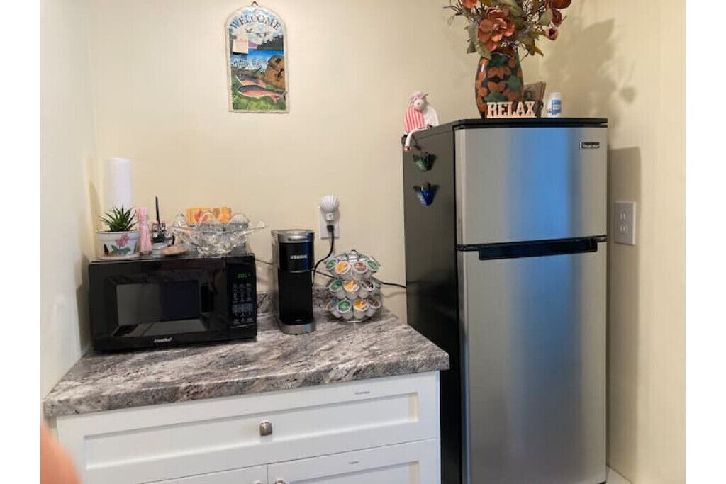 Val's Sanctuary, private unit, in-law suite.