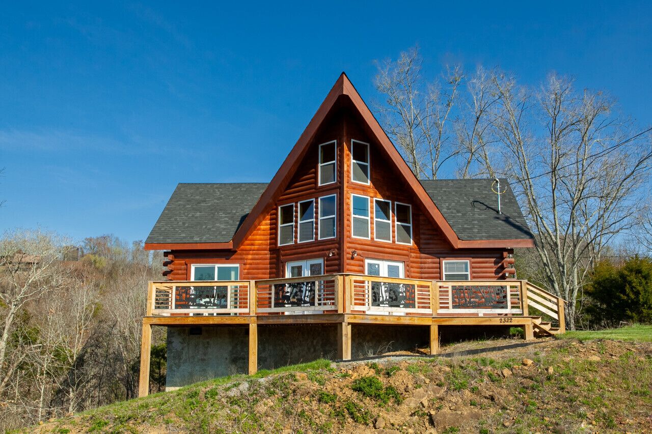 Bien Reunir - New Build w/ MTN View!