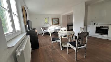 Standard-Studio, Nichtraucher, Seeseite | Individuell dekoriert, individuell eingerichtet, kostenloses WLAN