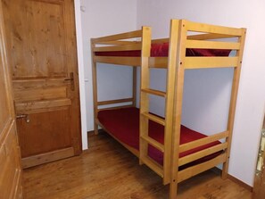 1 bedroom, WiFi - 3rd floor, balcony, tv, 56m², Brides Les Bains (Brides-les-Bains)