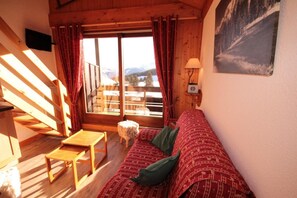Living area - 150m from shops, 2nd floor, view open, balcony, tv, ski locker, 40m², Les Saisies (Les Saisies)