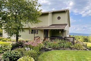 Exterior - Spacious Hammondsport Home on 6 Acres w/ Lake View (Hammondsport)