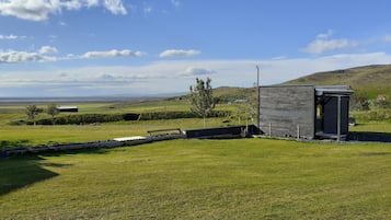 Cottage | Property grounds