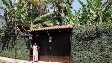 Fachada da propriedade