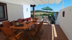 Outdoor dining - Cottage with Lakeview and Pool - Monte das Matas (Monsaraz, Évora)