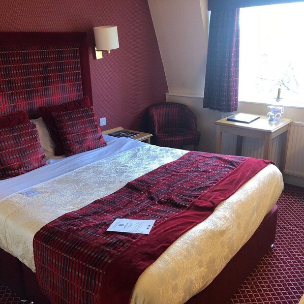 Standard Double Room, 1 Double Bed, Non Smoking, Ensuite | Free WiFi