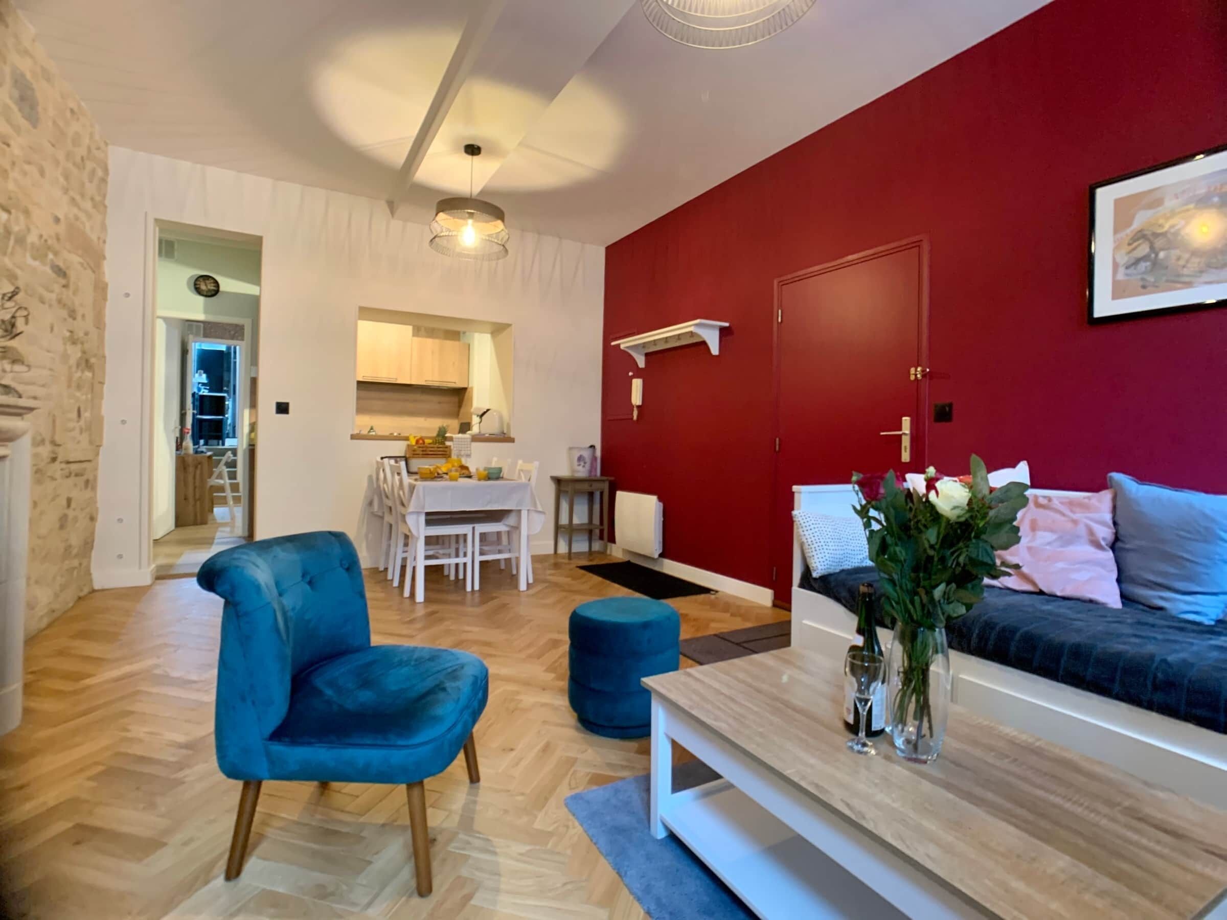 NEW: Hello Bayeux #1 by Melrose