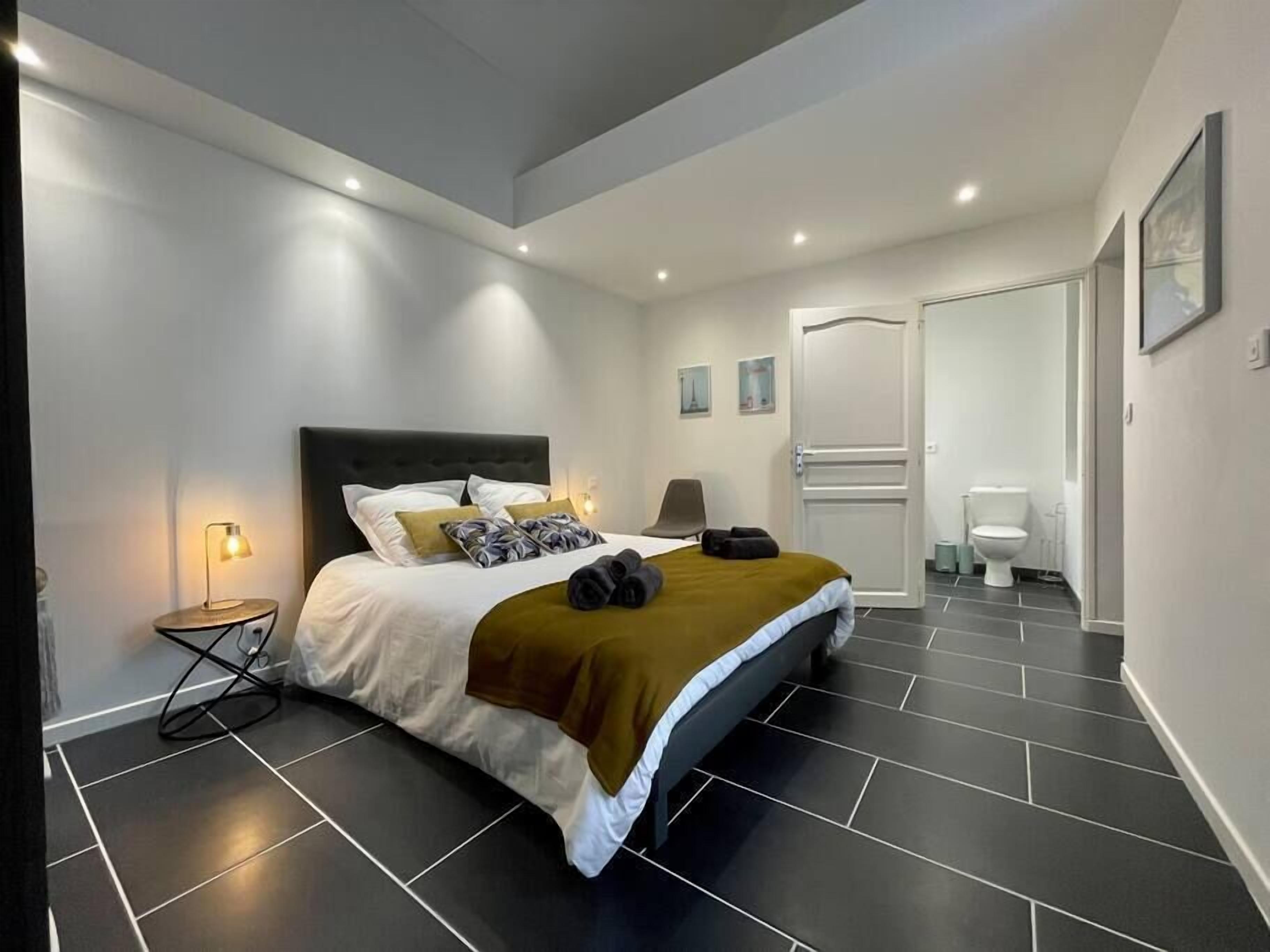 NEW: Logis BAYA by Melrose