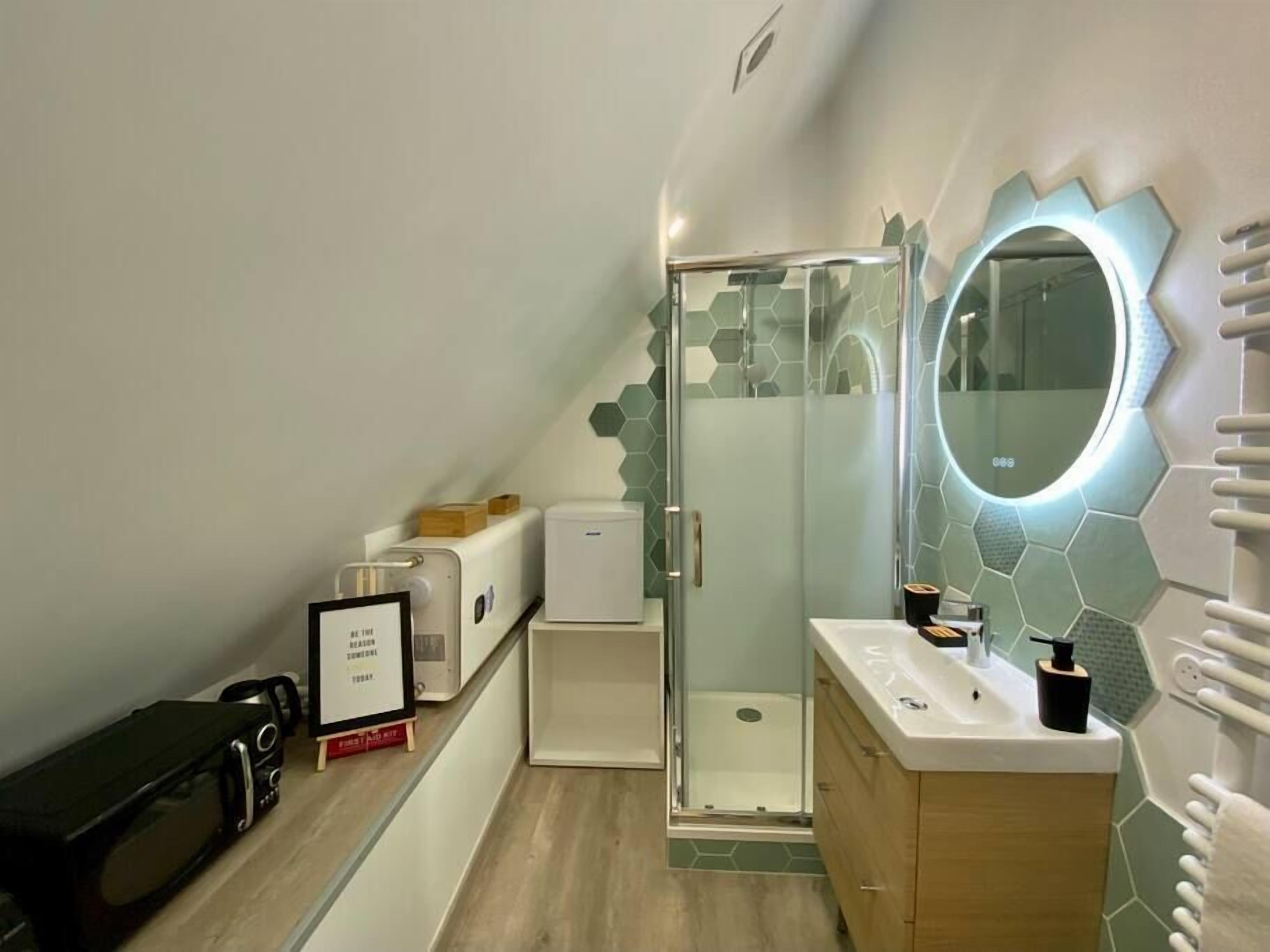 NEW: Bed in the City by Melrose