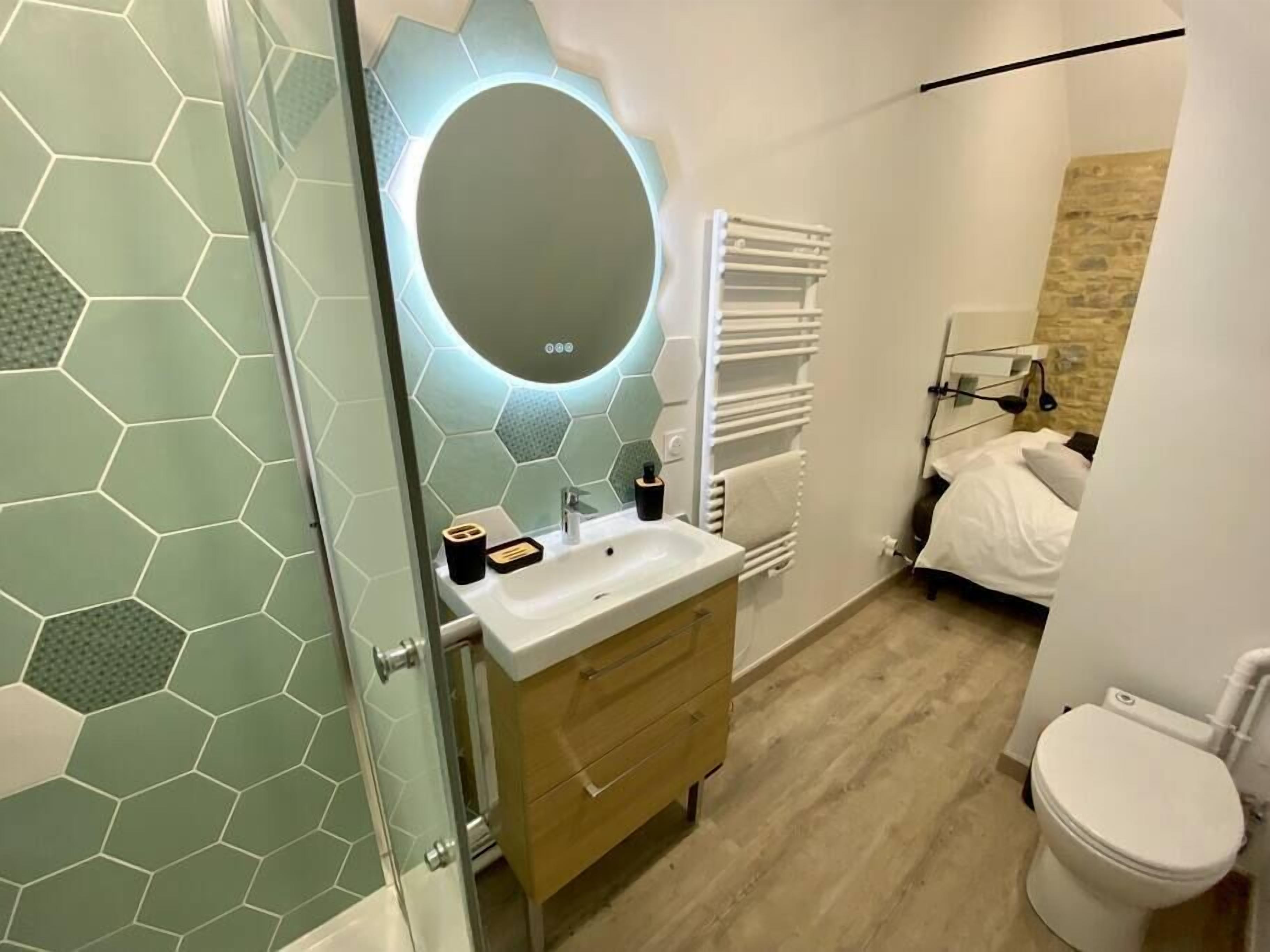 NEW: Bed in the City by Melrose