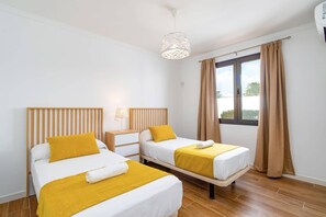 4 chambres, Wi-Fi, draps fournis