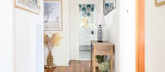 Agapi Daylesford ~ Charming 1950's Cottage
