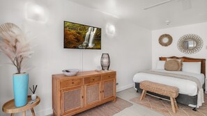 1 habitación, tabla de planchar con plancha, wifi gratis y ropa de cama 