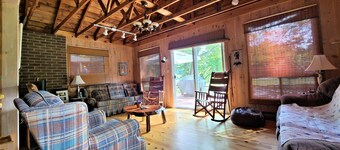 Hummingbird - Waterfront Cottage on Muskoka River