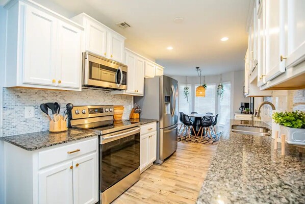 Private kitchen - Beautiful Bohemian Home, Minutes from Everywhere. (Bentonville)