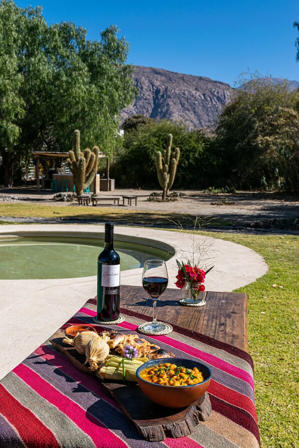 Outdoor banquet area - Vieja Posada Hotel Historico (Cafayate)