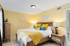 2 slaapkamers, een strijkplank/strijkijzer, reisbedje, gratis wifi