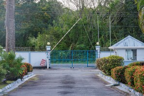 Entrée de l’hébergement