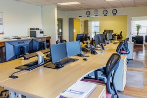 Business centre - Esplanade Estate (New Amsterdam)