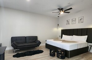 1 Schlafzimmer, Bügeleisen/Bügelbrett