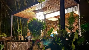 Gambar tidak terklasifikasi, 5 dari 46, tombol