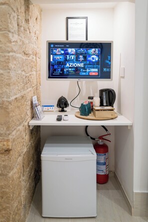 Comfort Double or Twin Room | Breakfast meal | Free daily full breakfast