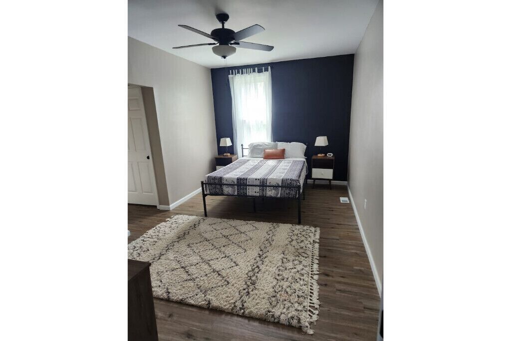 4 Bdrm/3 Bath Farmhouse ready for family memories