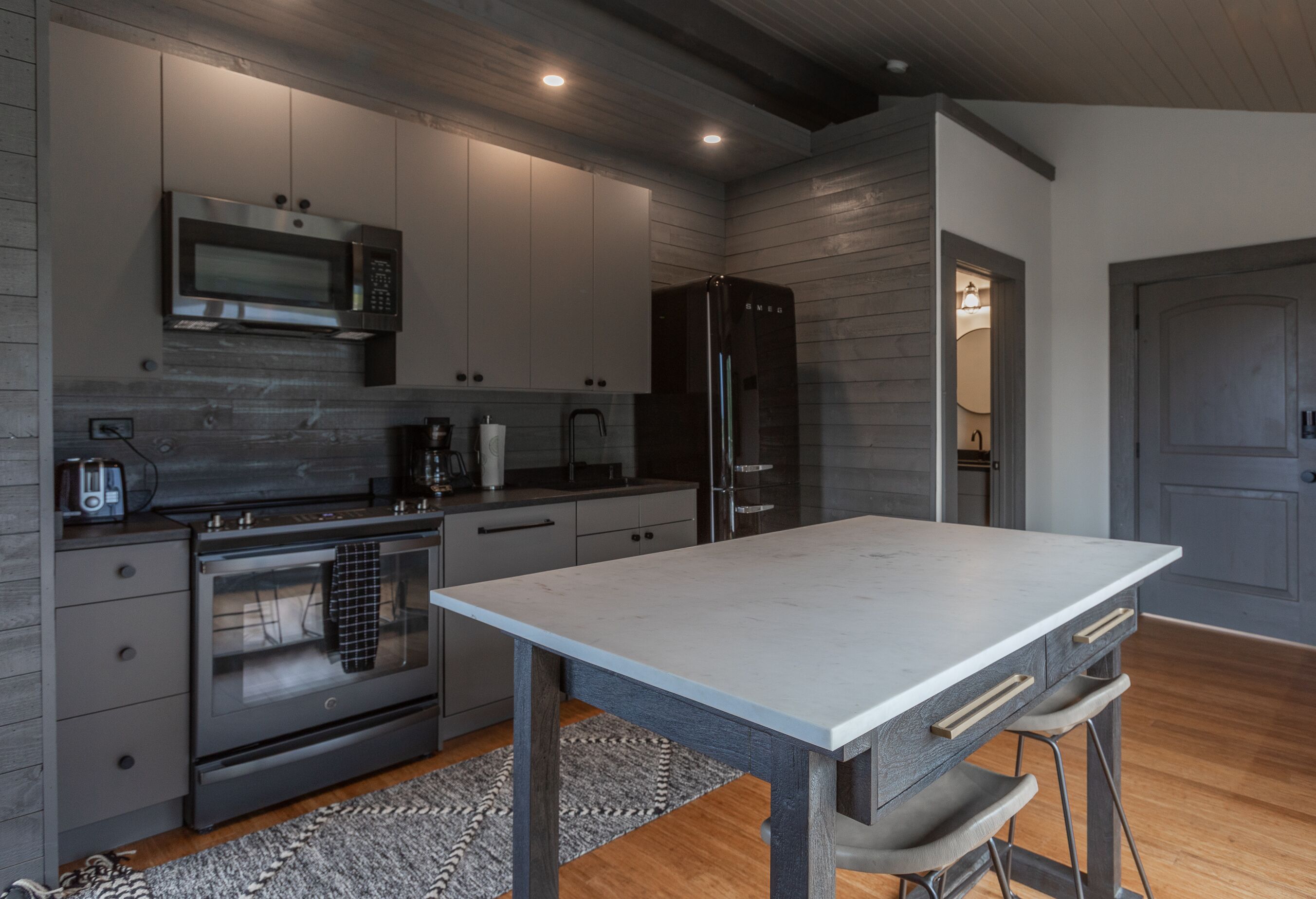 Modern Coach House in Victor! Magical Mountain Views