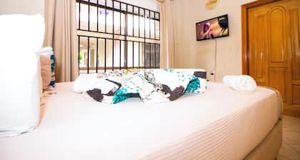 PRESTIGE GUESTHOUSE Ksi