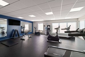 Fitness facility - Microtel by Wyndham Lachute (Lachute)
