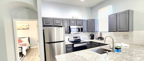 ダイニングテーブル