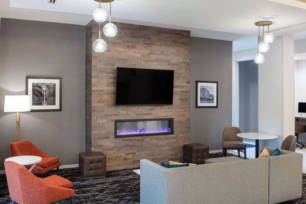 La Quinta Inn & Suites By Wyndham Centralia - Washington