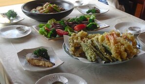 餐飲